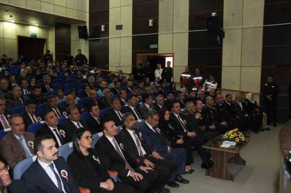 Bitlis'te Çanakkale Şehitleri'ni Anma ve Deniz Zaferi'nin Yıldönümü