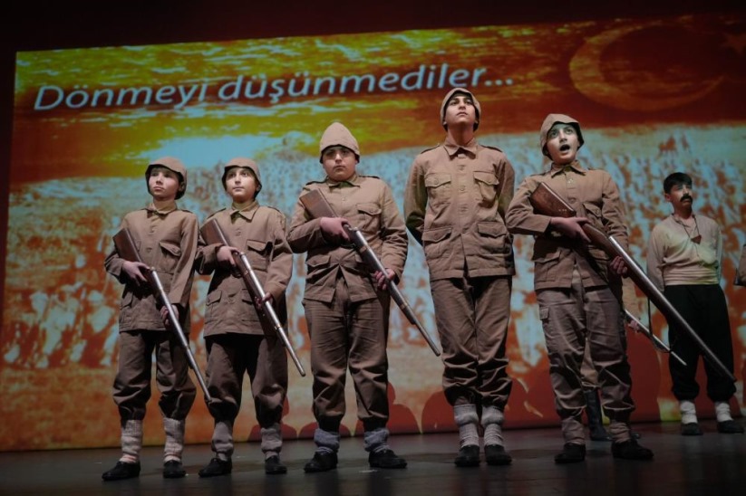 Samsun'da Çanakkale Zaferi'ne gurur ve hüzünlü anma