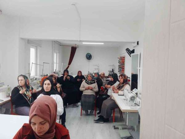 Edirne'de şehitler dualarla anıldı