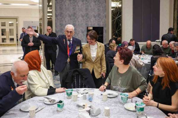 Maltepe Belediyesi'nden şehit aileleri ve gaziler onuruna iftar