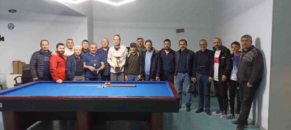 Bozüyük'te 3 bant bilardo turnuvası heyecanı yaşandı