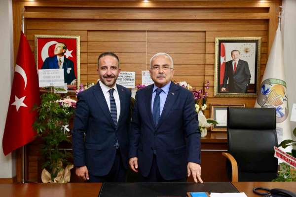 Başkan Güler'den ilk ziyaret Perşembe Belediyesi'ne