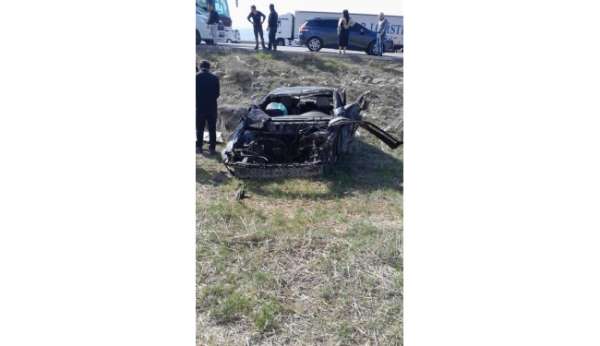 Ankara'da iki aracın karıştığı kazada otomobil takla attı: 1 yaralı