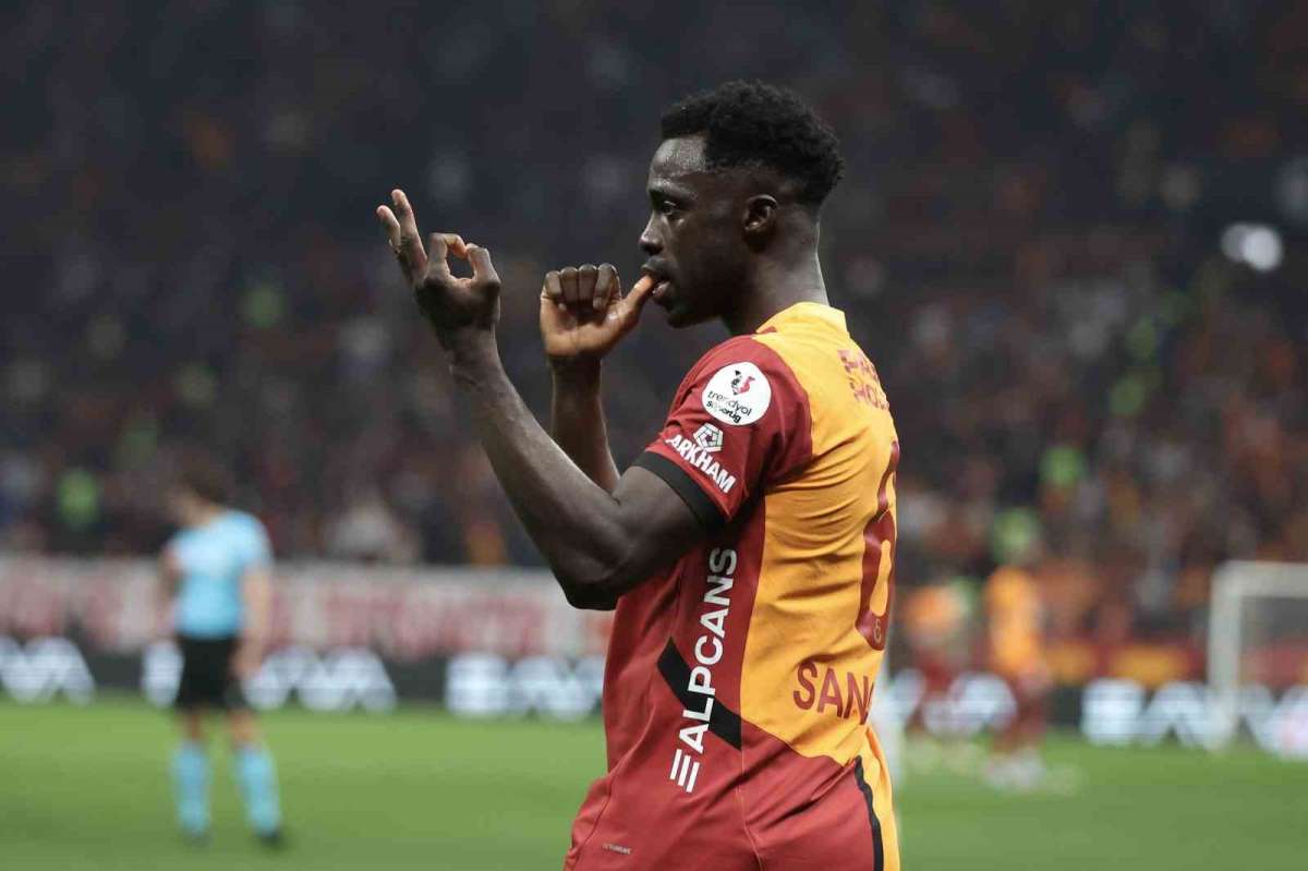 Davinson Sanchez, ligdeki 3 golünü kaydetti