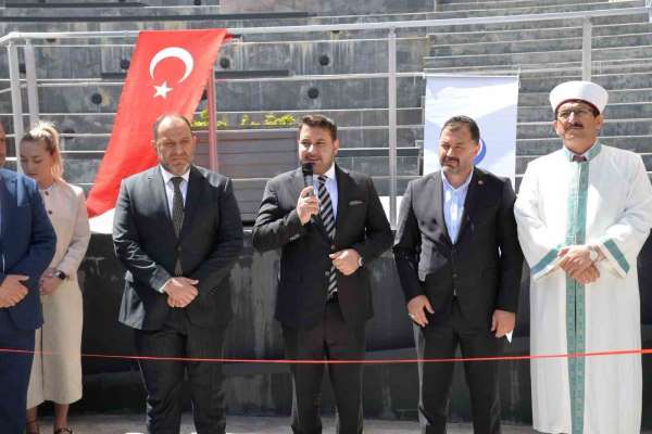Kahramankazan'da Metin Atlı Merkez Yeni Cami dualarla ibadete açıldı