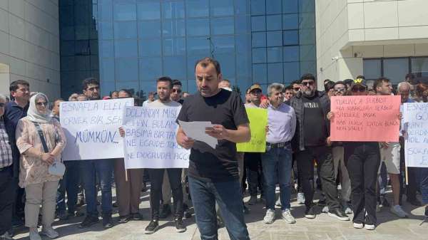 Marmaris'te esnaftan belediyeye tepki: 'Kazancımız değil, geleceğimiz gasp ediliyor'