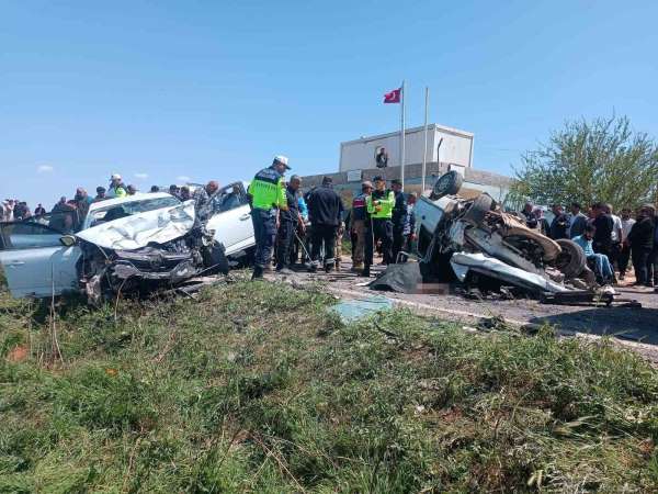 Şanlıurfa'da feci kaza: 3 ölü, 2 yaralı