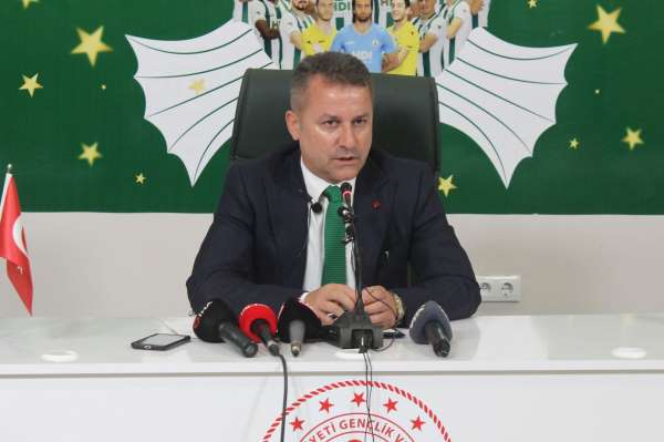 Giresunspor Başkanı Karaahmet: 'Hakan hocayla devam etme kararı aldık'