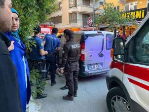 Ankara'da feci kaza: Anne ve kızına otomobil çarptı