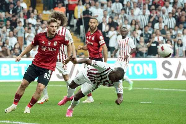 Trendyol Süper Lig: Beşiktaş: 2 - Hatayspor: 2