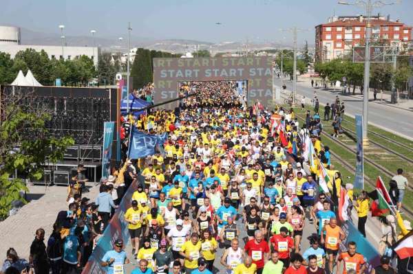 4. Uluslararası Konya Yarı Maratonu Türkiye'den ve dünyadan sporcuları buluşturdu