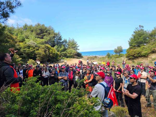 Çanakkale'de 'Zığındere Harp Yolu Şehitlere Saygı Yürüyüşü' gerçekleştirildi