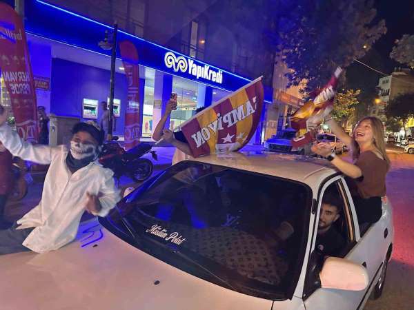 Galatasaray'ın şampiyonluğu Adıyaman'da coşkuyla kutlandı