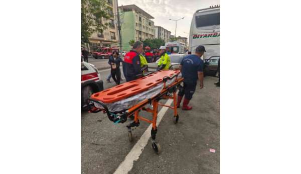Iğdır'da trafik kazası: 1'i ağır 4 yaralı