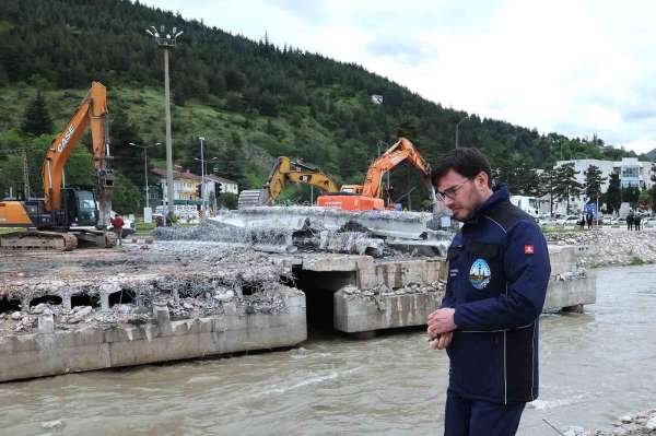 Başkan Yazıcıoğlu'ndan yıkımı gerçekleştirilen ÇEDAŞ köprüsü yerine yeni köprü müjdesi