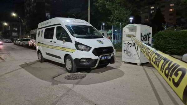 Pompalı tüfekle ateş eden 16 yaşındaki çocuk bacağından bıçaklandı