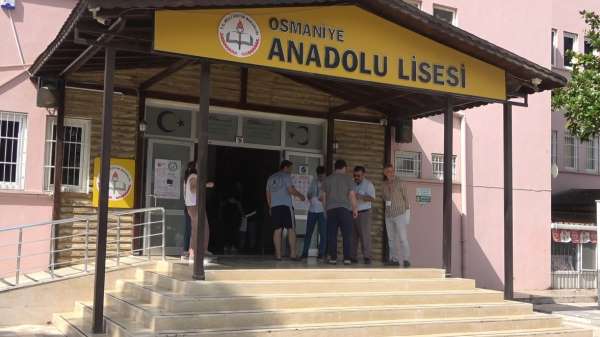 Deprem bölgesi Osmaniye'de üniversite sınavı heyecanı