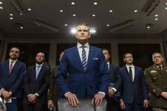 ABD Savunma Bakanı Hegseth: 'Ordumuz, Trump'ın İran emirlerini uygulamaya hazır'