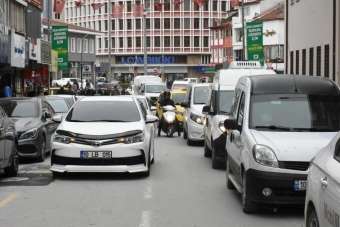 Balıkesir'de trafiğe kayıtlı araç sayısı 660 bin 295'e yükseldi