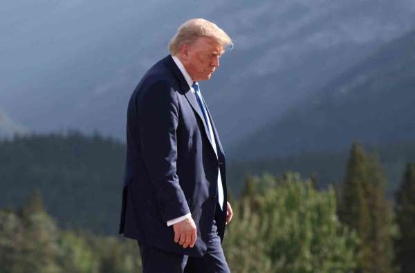 Trump'ın İsrail'in İran'a yönelik saldırılarına dahil olmayı değerlendirdiği iddiası