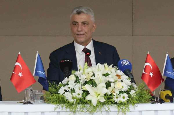 Bakan Bolat: 'Türkiye 273 buçuk milyar dolar yıllık ihracat yapan bir ülke konumuna geldi'