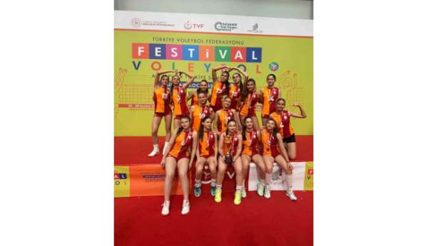 Galatasaray Midi Kız Voleybol Takımı, Türkiye üçüncüsü oldu