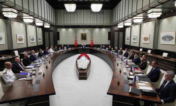 MGK Bildirisi: 'Terörsüz Türkiye, terörsüz bölge hedeflerine yönelik çalışmalar değerlendirildi'