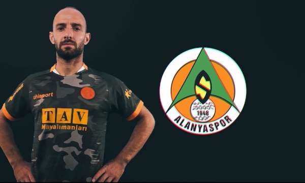 Alanyaspor yeni sezon formalarını tanıttı 