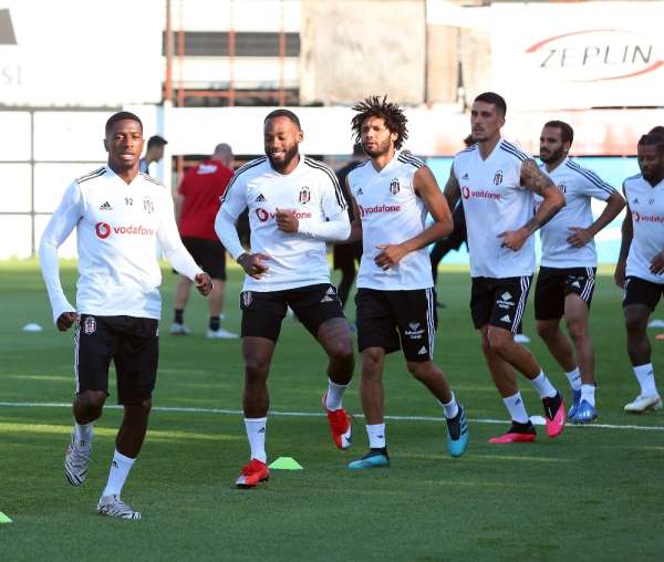 Beşiktaş'ın Fenerbahçe maçı kamp kadrosu belli oldu 