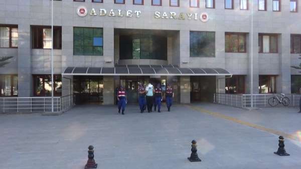 Dövüldüğünü iddia eden çocuk tacizcisi çocuğun babasına ve amcasına tazminat d