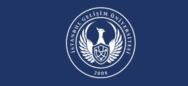 Tercih Sürecindeki Üniversite Adaylarına Kritik Uyarı: 'Puanla Değil, Kendinle Başla'