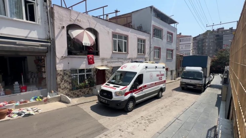 Samsun'da stajyer öğrenci çatıyı onarırken 3 metre yükseklikten düştü