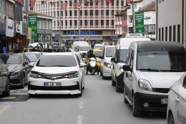 Balıkesir'de trafiğe kayıtlı araç sayısı 665 bin 469'a yükseldi