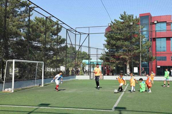 Nilüfer Yaz Spor Okulları'nda sertifika heyecanı