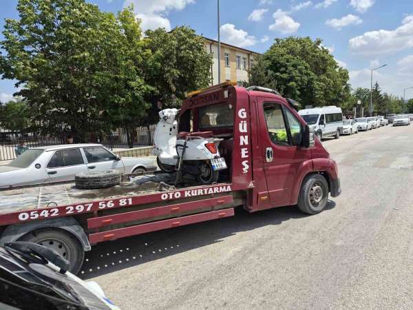 Eskişehir'de hatalı U dönüşü kazaya sebep oldu: 1 yaralı