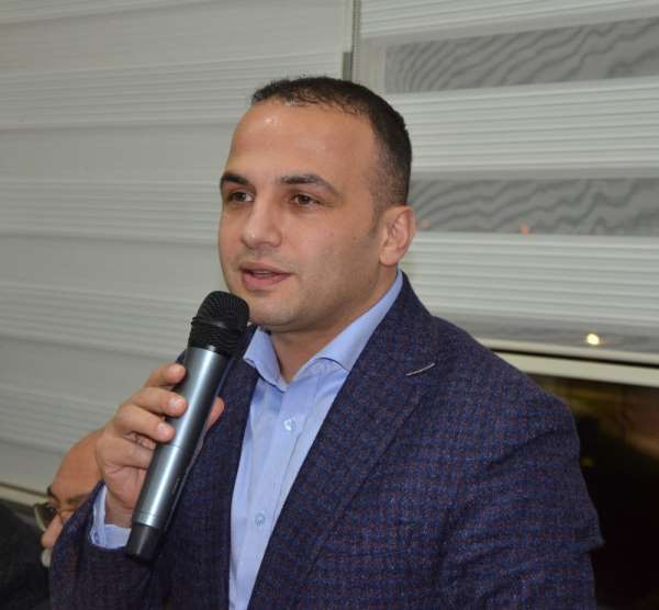 Etem Kibar, Karadeniz Bölgesi'nin en başarılı belediye başkanı 