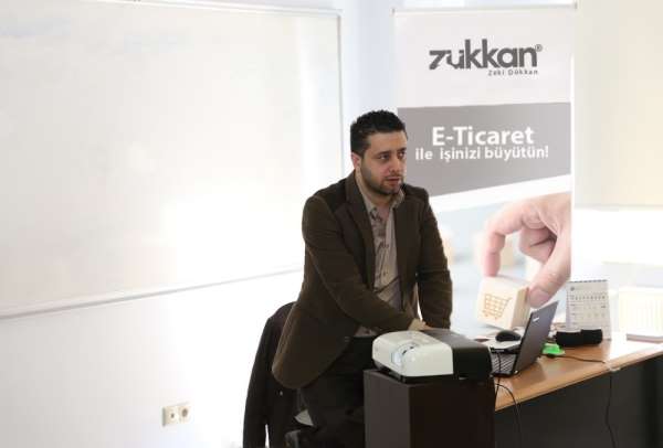 'E-ticaret faaliyeti yürüten şirket sayısının 100 bini aşması bekleniyor'