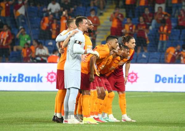 Galatasaray, Danimarka'da avantaj peşinde
