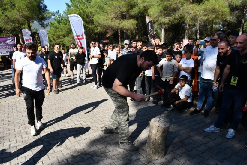 Samsun'da motosiklet tutkunları bir araya geldi