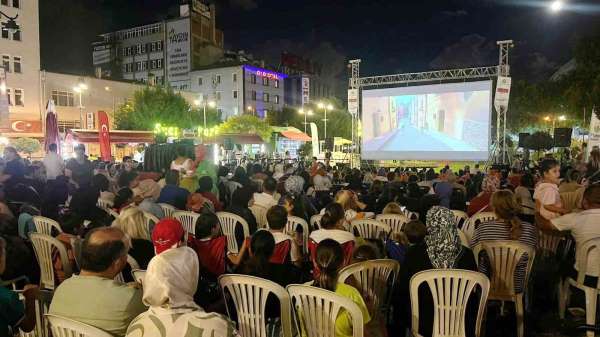 Başkan Kurnaz: 'Açık Hava Sinema Festivalimiz yoğun katılımlar ile gerçekleşti'