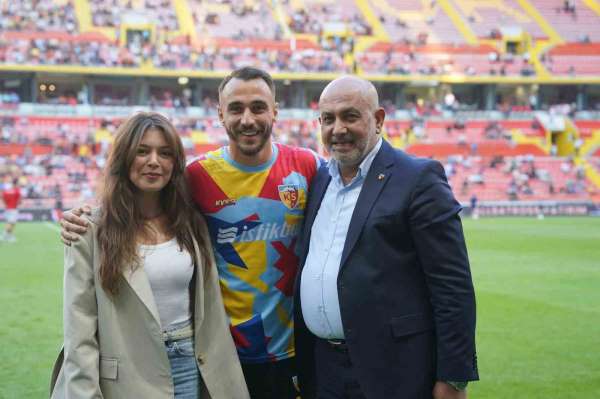 Gökhan Sazdağı, Kayserispor'da 100. maçına çıktı