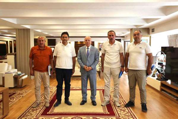 Pasinler'e süt toplama merkezi