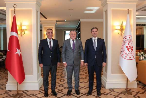 Sultangazi'ye kapalı spor salonu ve otopark yapılacak