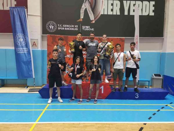 Aydınlı sporcular Zafer Kupası'ndan başarıyla döndü