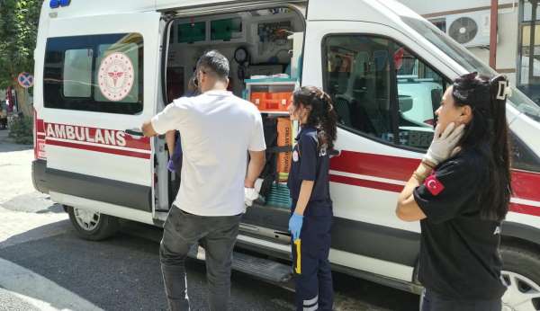 Bıçaklı saldırıya uğrayan kişi yaralandı