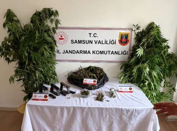 Salıpazarı'nda uyuşturucu operasyonu: 1 kilo 215 gram esrar ve kenevir ele geçirildi