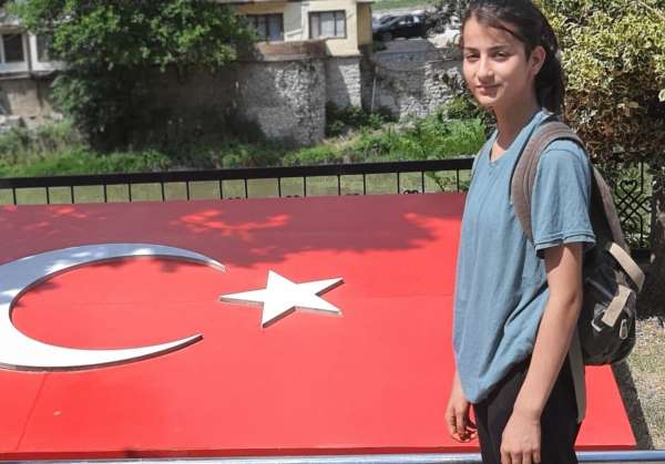 Kafkas SK'nın sporcusu Zeynep milli takım seçmelerine davet edildi