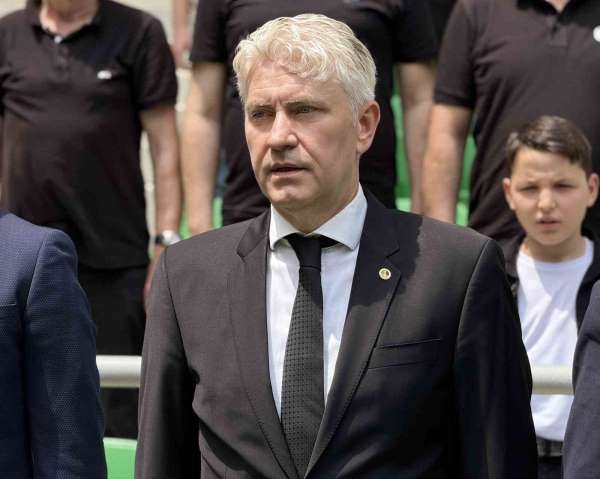 Sakaryaspor Başkanı Kıratlı'dan flaş karar: 'Yeniden olağanüstü genel kurul kararı alacağız'