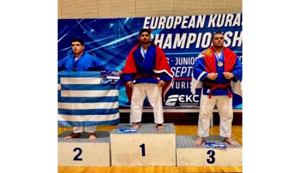 Bilecikli sporcu Avrupa Kuraş Şampiyonu oldu