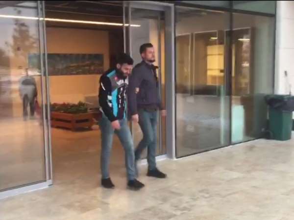 E-5 Karayolu'nda terör estiren motosikletli magandalar yakalandı 